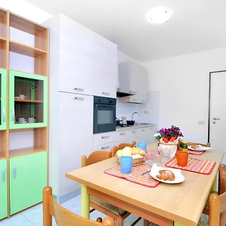 Cristoforo Colombo アパート カオルレ